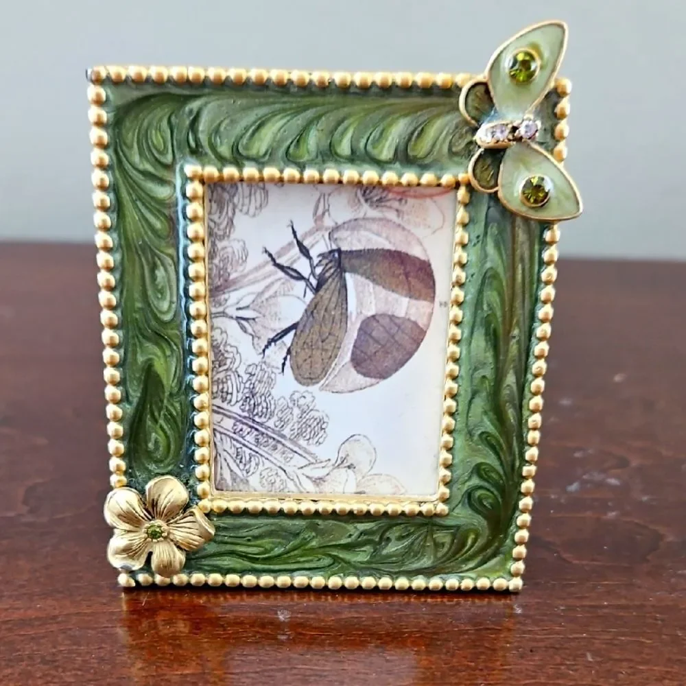Vintage Picture Frame with Butterfly Accent